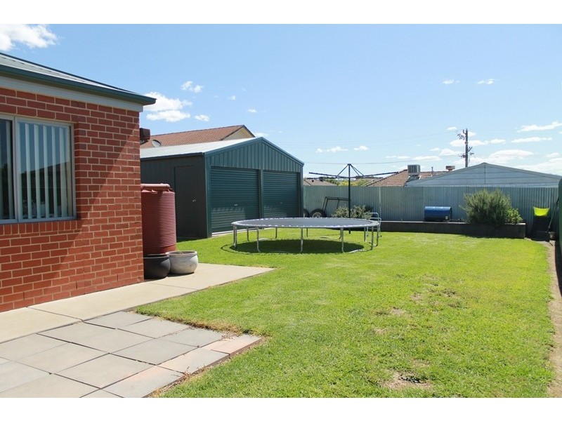 12 SAMANTHA TERRACE, Wodonga VIC 3690