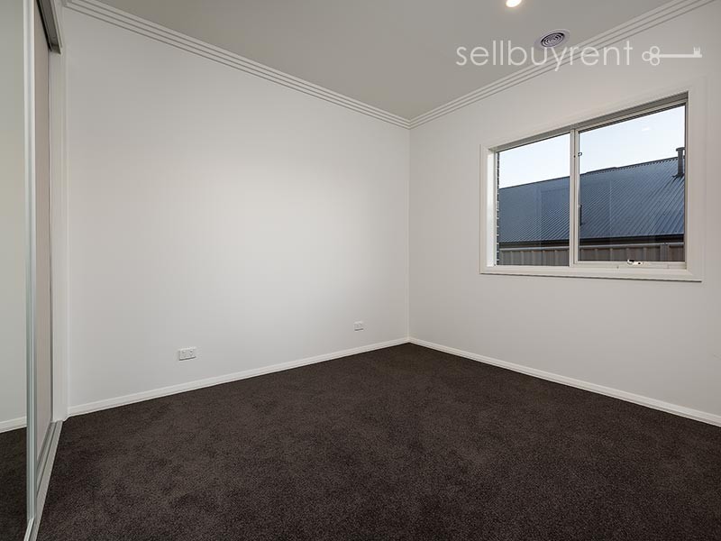 11 KESTREL CIRCUIT, Wodonga VIC 3690