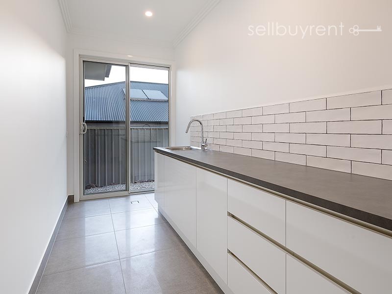 11 KESTREL CIRCUIT, Wodonga VIC 3690