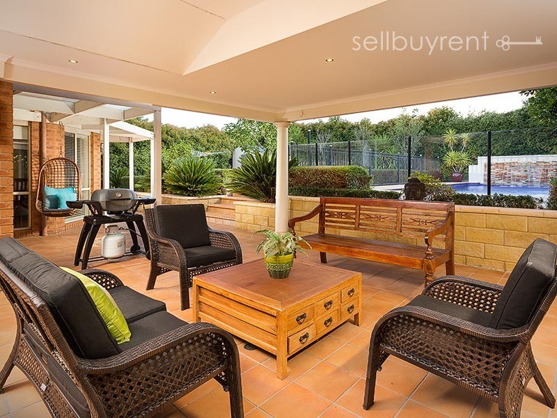 17 AVONDALE DRIVE, Wodonga VIC 3690