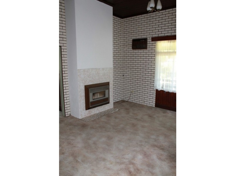 145 LAWRENCE STREET, Wodonga VIC 3690