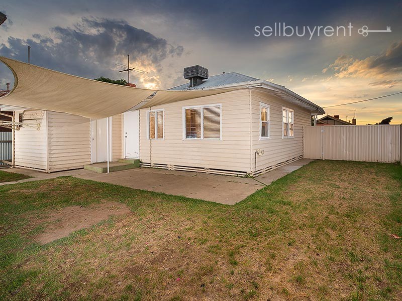 94 TARAKAN STREET, Wodonga VIC 3690