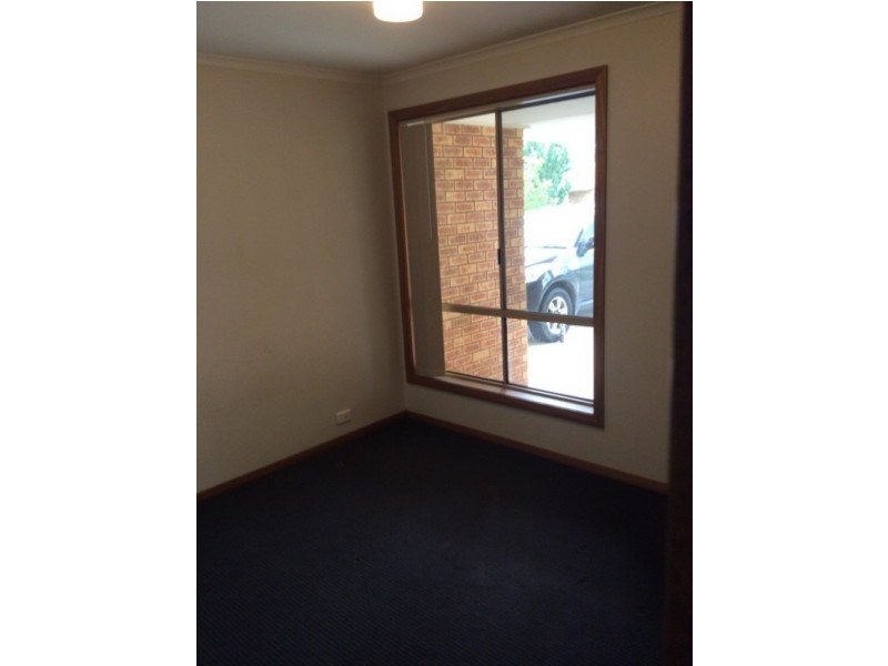 1/17 ROADSHOW DRIVE, Wodonga VIC 3690