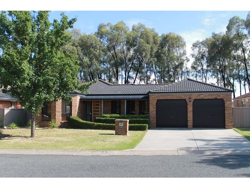5 HOOK COURT, Wodonga VIC 3690
