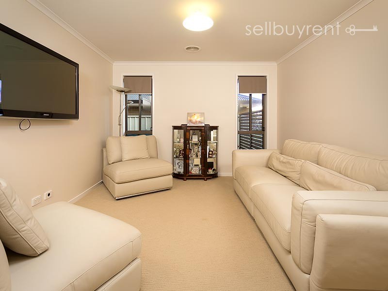 42 BREMER AVENUE, Wodonga VIC 3690