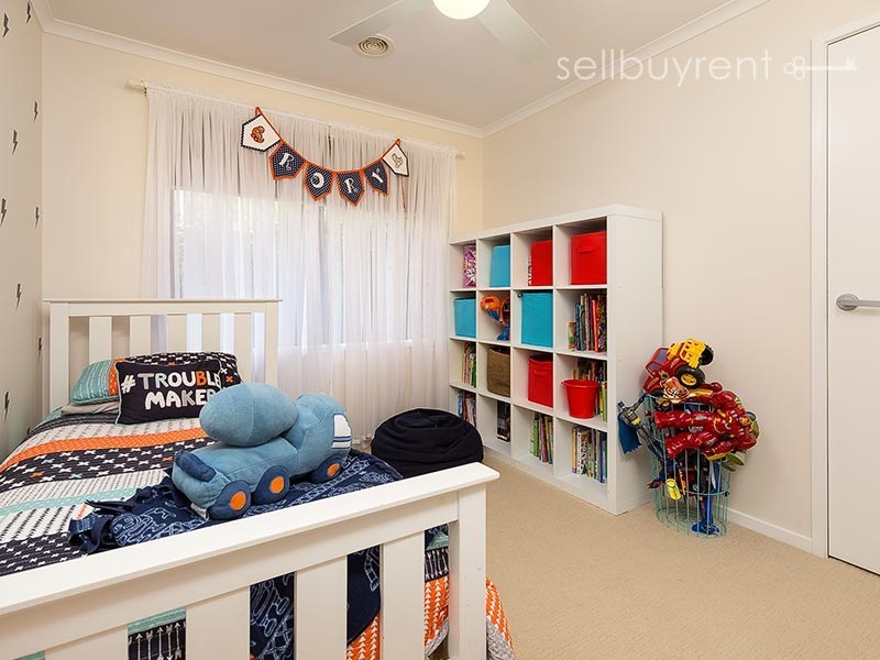 42 BREMER AVENUE, Wodonga VIC 3690