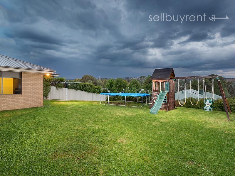 42 BREMER AVENUE, Wodonga VIC 3690