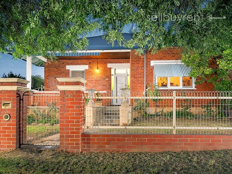 560 HANEL STREET, Albury NSW 2640