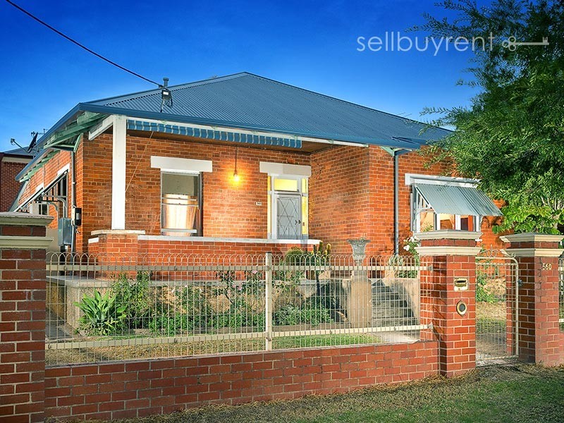 560 HANEL STREET, Albury NSW 2640