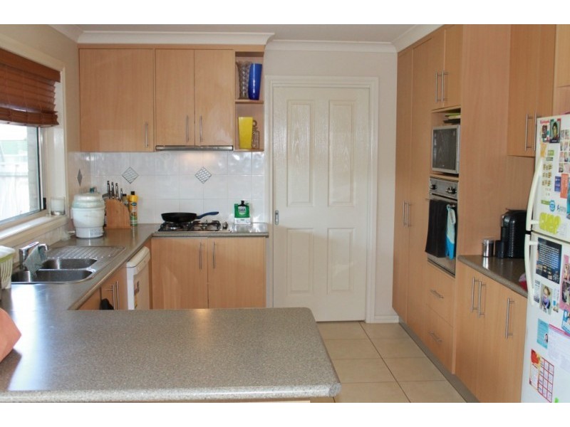 90 WOODLAND STREET, Wodonga VIC 3690