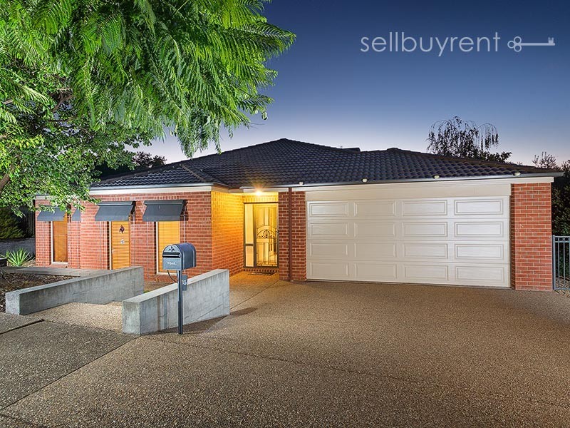 15 SCARBOROUGH DRIVE, Wodonga VIC 3690