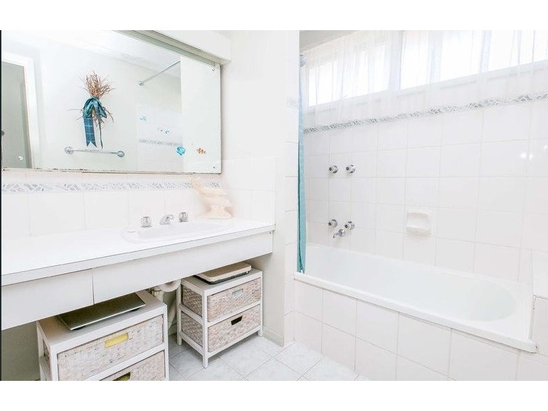 11 ELSA COURT, Wodonga VIC 3690