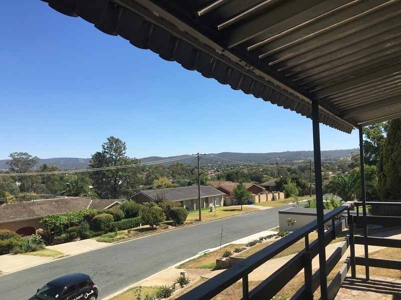 428 PARKVIEW CRESCENT, Lavington NSW 2641