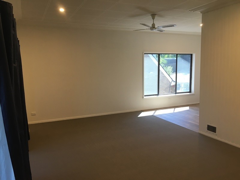 428 PARKVIEW CRESCENT, Lavington NSW 2641