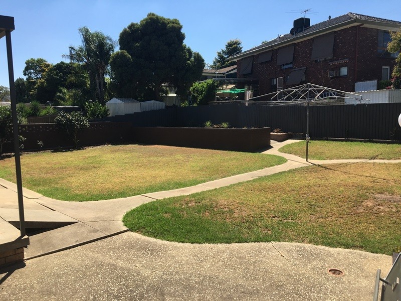 428 PARKVIEW CRESCENT, Lavington NSW 2641