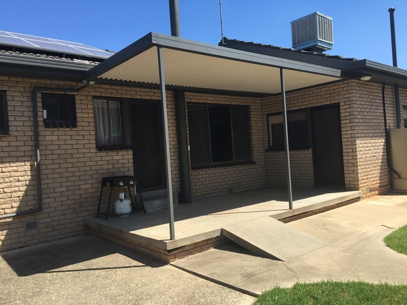 428 PARKVIEW CRESCENT, Lavington NSW 2641