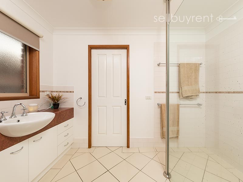 14 COVENTRY COURT, Wodonga VIC 3690