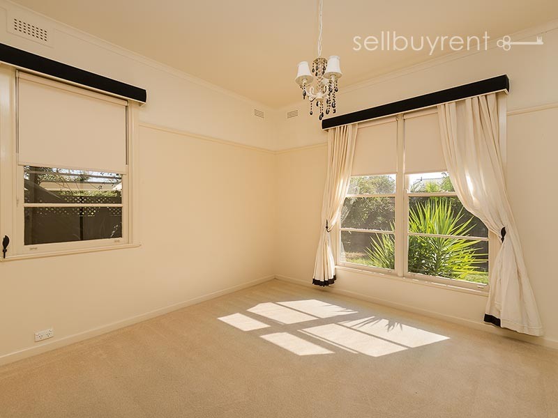 237 LAWRENCE STREET, Wodonga VIC 3690