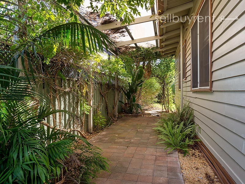 237 LAWRENCE STREET, Wodonga VIC 3690