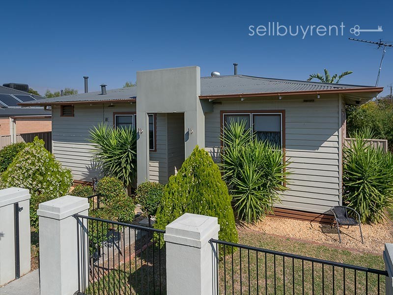 237 LAWRENCE STREET, Wodonga VIC 3690