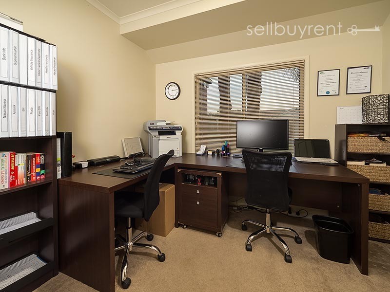 1 AVONDALE DRIVE, Wodonga VIC 3690