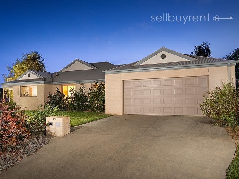 24 WHERNSIDE DRIVE, Wodonga VIC 3690