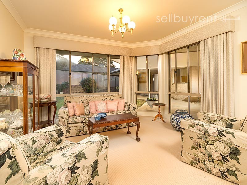 24 WHERNSIDE DRIVE, Wodonga VIC 3690