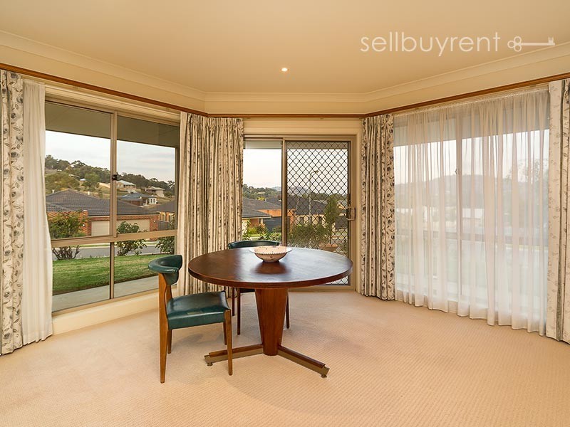 24 WHERNSIDE DRIVE, Wodonga VIC 3690