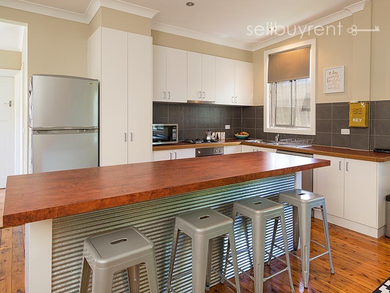 21 WILSON STREET, Wodonga VIC 3690