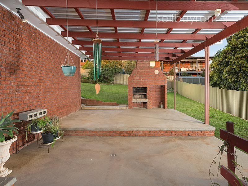 414 COLLEY STREET, Lavington NSW 2641