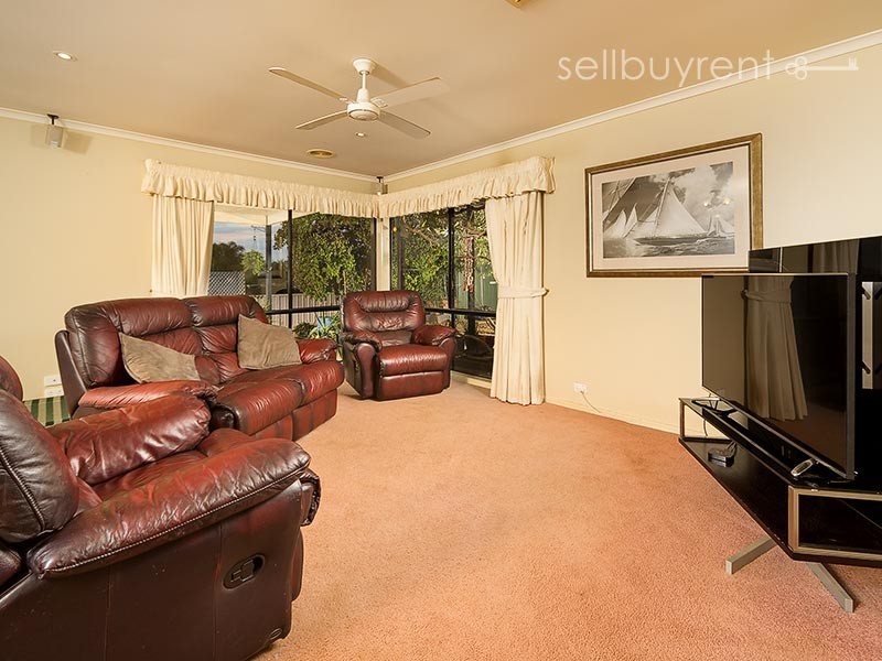 9 LORAGE STREET, Baranduda VIC 3691