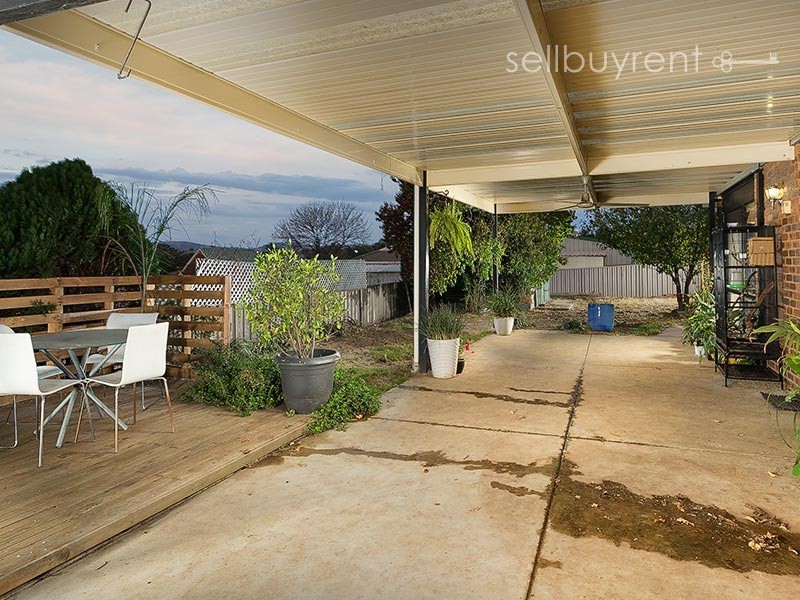 9 LORAGE STREET, Baranduda VIC 3691