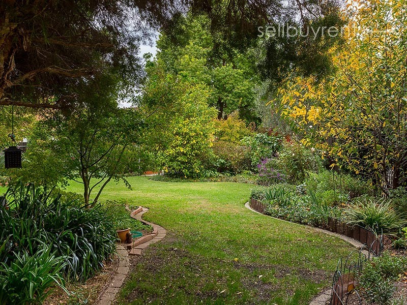 2 OPAL COURT, Wodonga VIC 3690