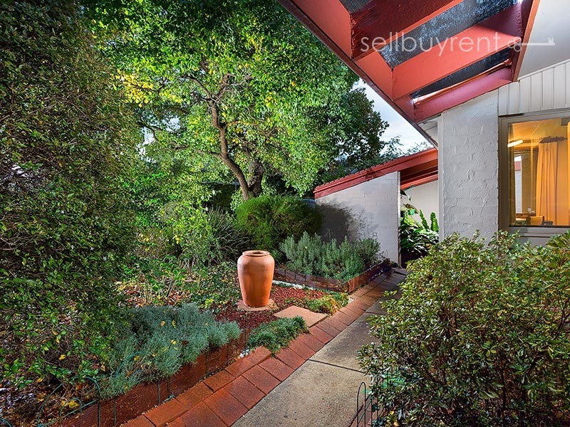 2 OPAL COURT, Wodonga VIC 3690