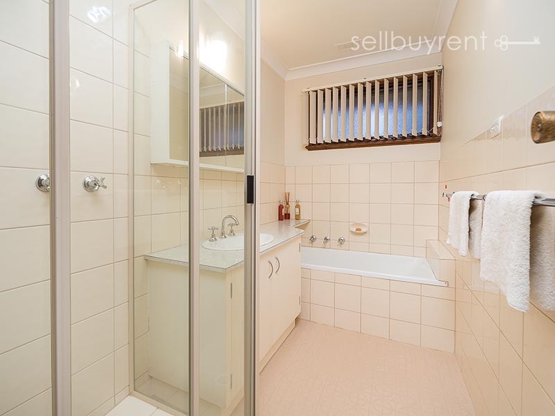 2 OPAL COURT, Wodonga VIC 3690