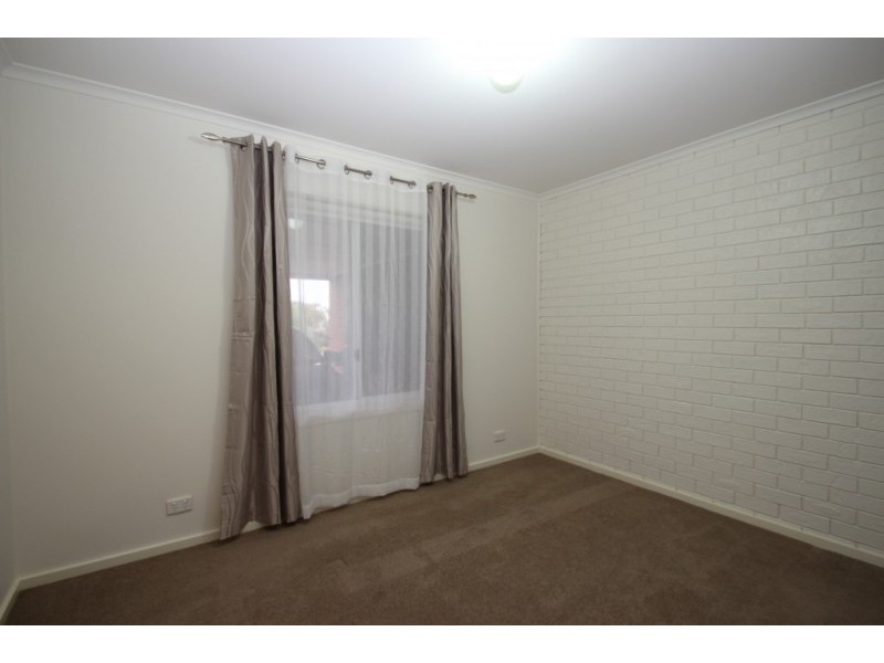 2/7 TEMPELTON PLACE, Wodonga VIC 3690