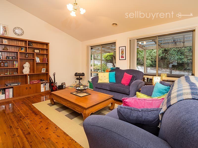 26 JEVINGTON DRIVE, Wodonga VIC 3690