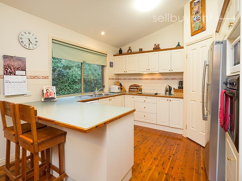 26 JEVINGTON DRIVE, Wodonga VIC 3690