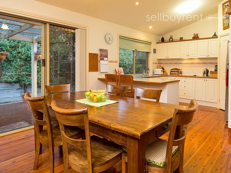 26 JEVINGTON DRIVE, Wodonga VIC 3690