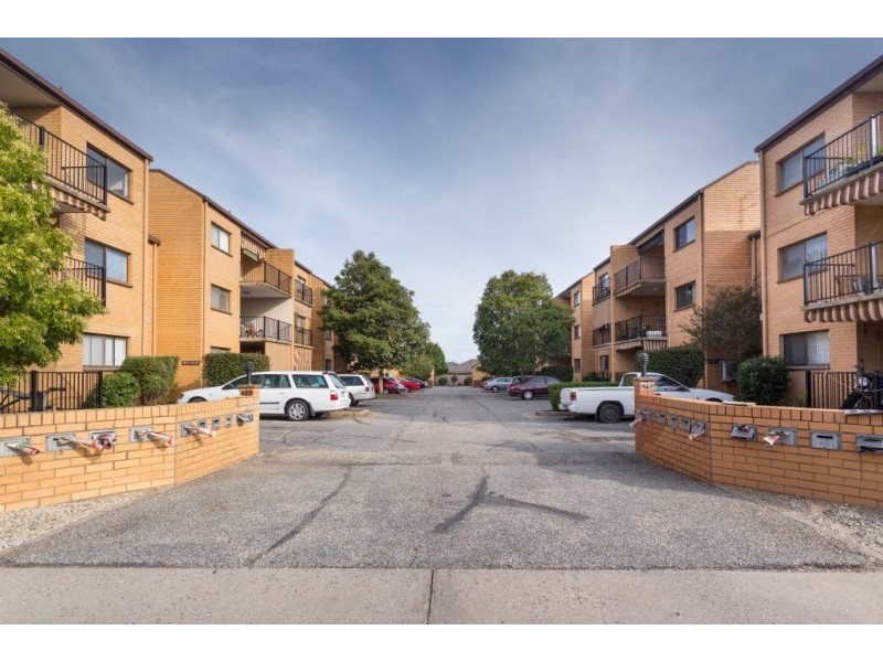 19/429 McDONALD ROAD, Lavington NSW 2641