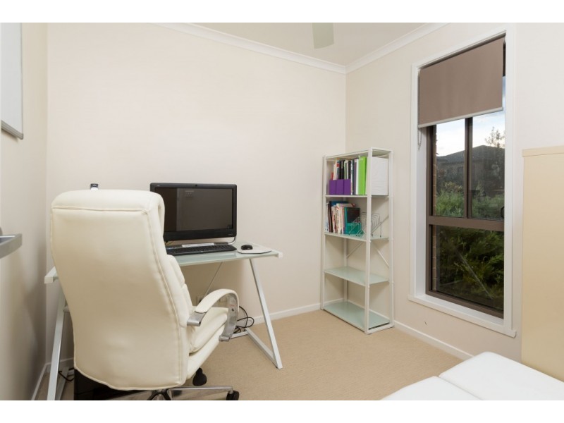 42 BREMER AVENUE, Wodonga VIC 3690