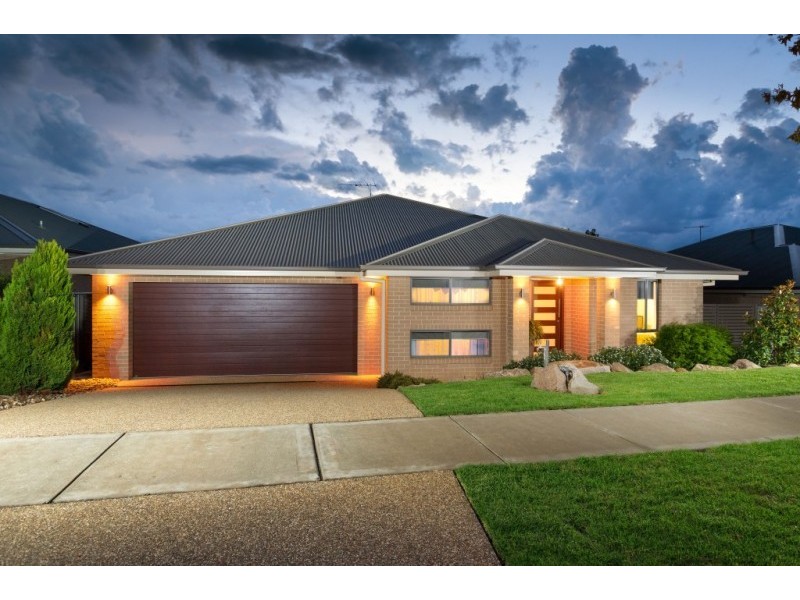 42 BREMER AVENUE, Wodonga VIC 3690