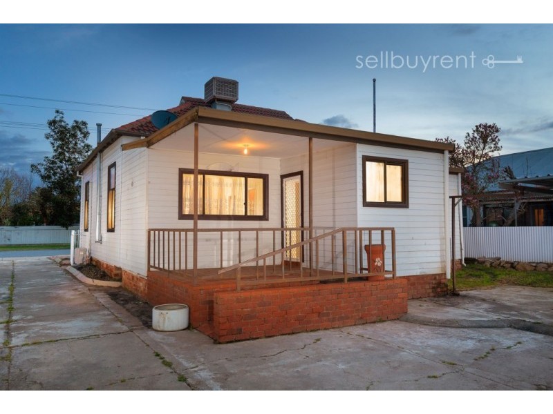4 ATHOL STREET, Wodonga VIC 3690