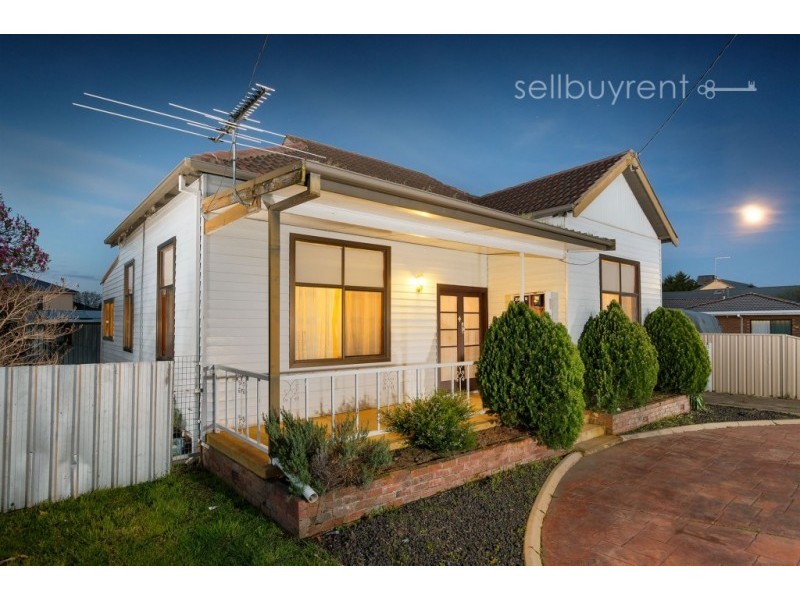 4 ATHOL STREET, Wodonga VIC 3690