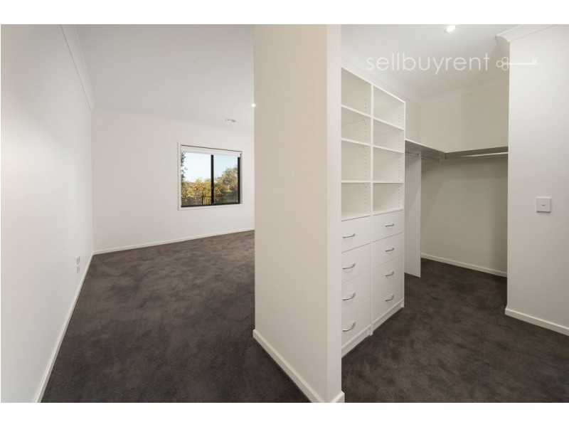 26 BARNETT AVENUE, Thurgoona NSW 2640