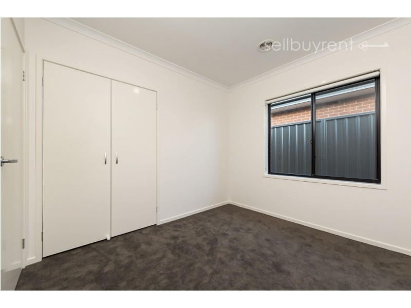 26 BARNETT AVENUE, Thurgoona NSW 2640