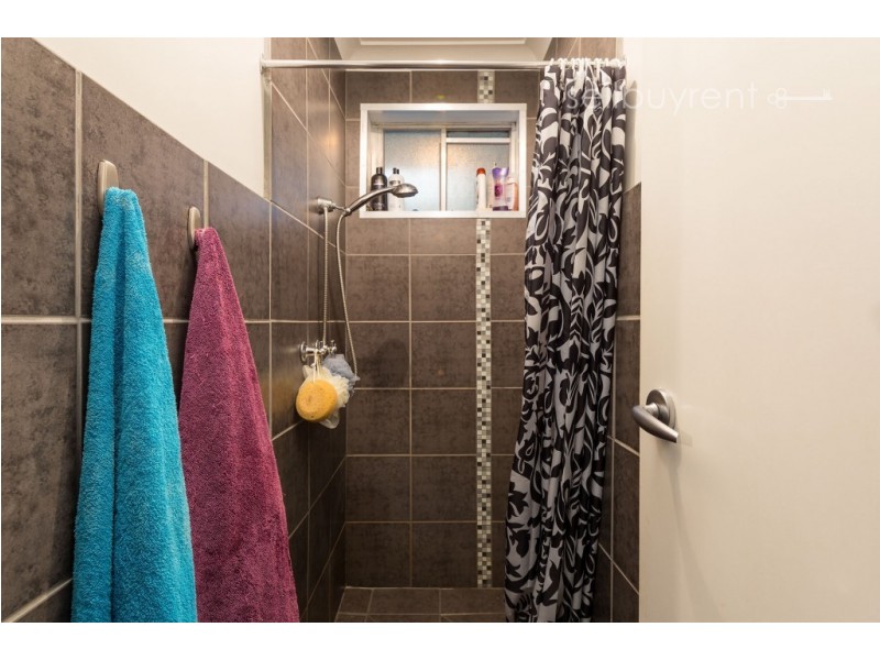 315 LAWRENCE STREET, Wodonga VIC 3690