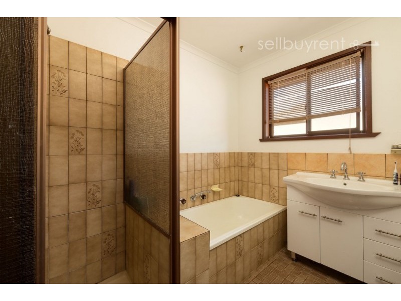 3 GARNET CIRCUIT, Wodonga VIC 3690