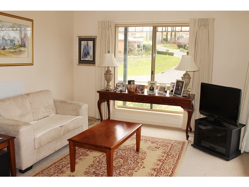 1/55 JOHNSTON ROAD, Albury NSW 2640