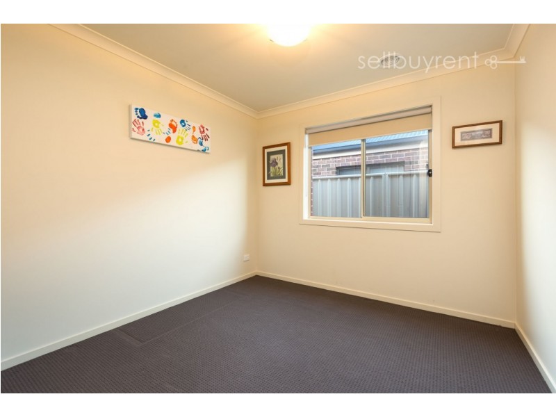 21 DERWENT WAY, Wodonga VIC 3690